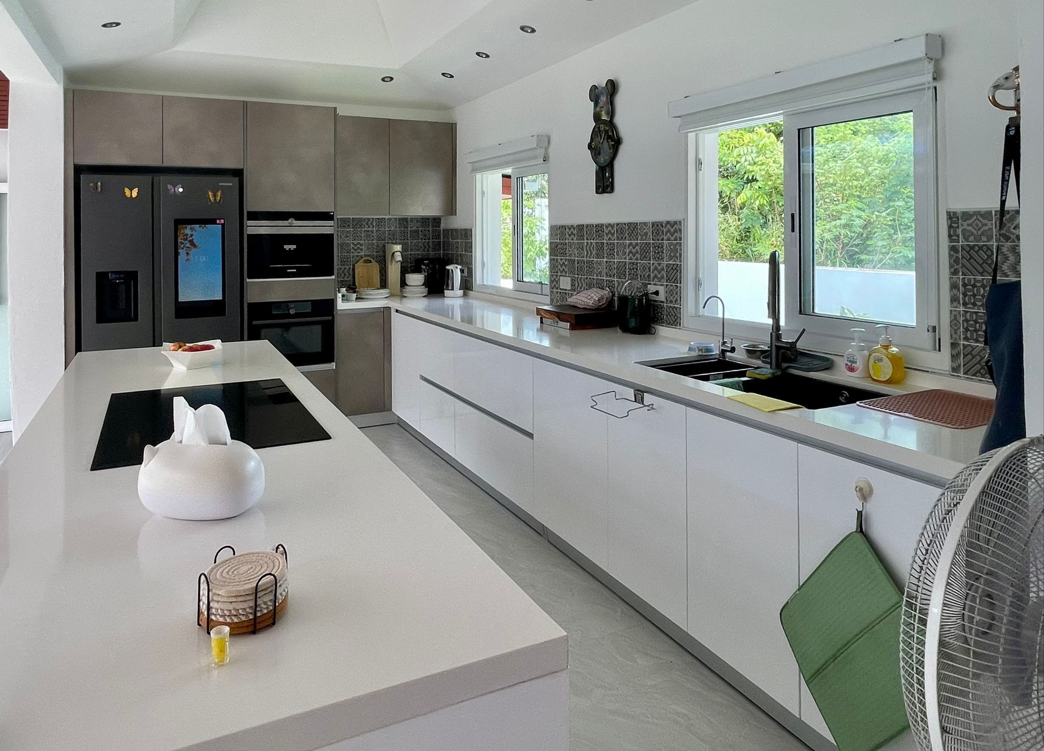 Landmark 9-Bedroom Luxury Villa: Premier Bophut Investment Estate