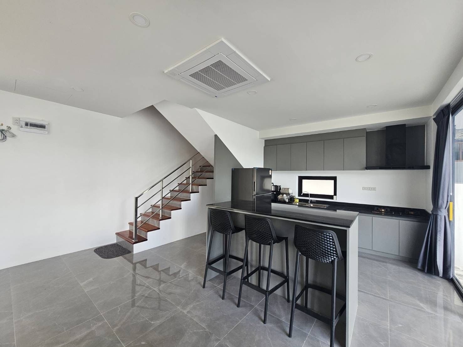 Spacious 3-Bedroom Villa with Lake & Garden Views in Bophut