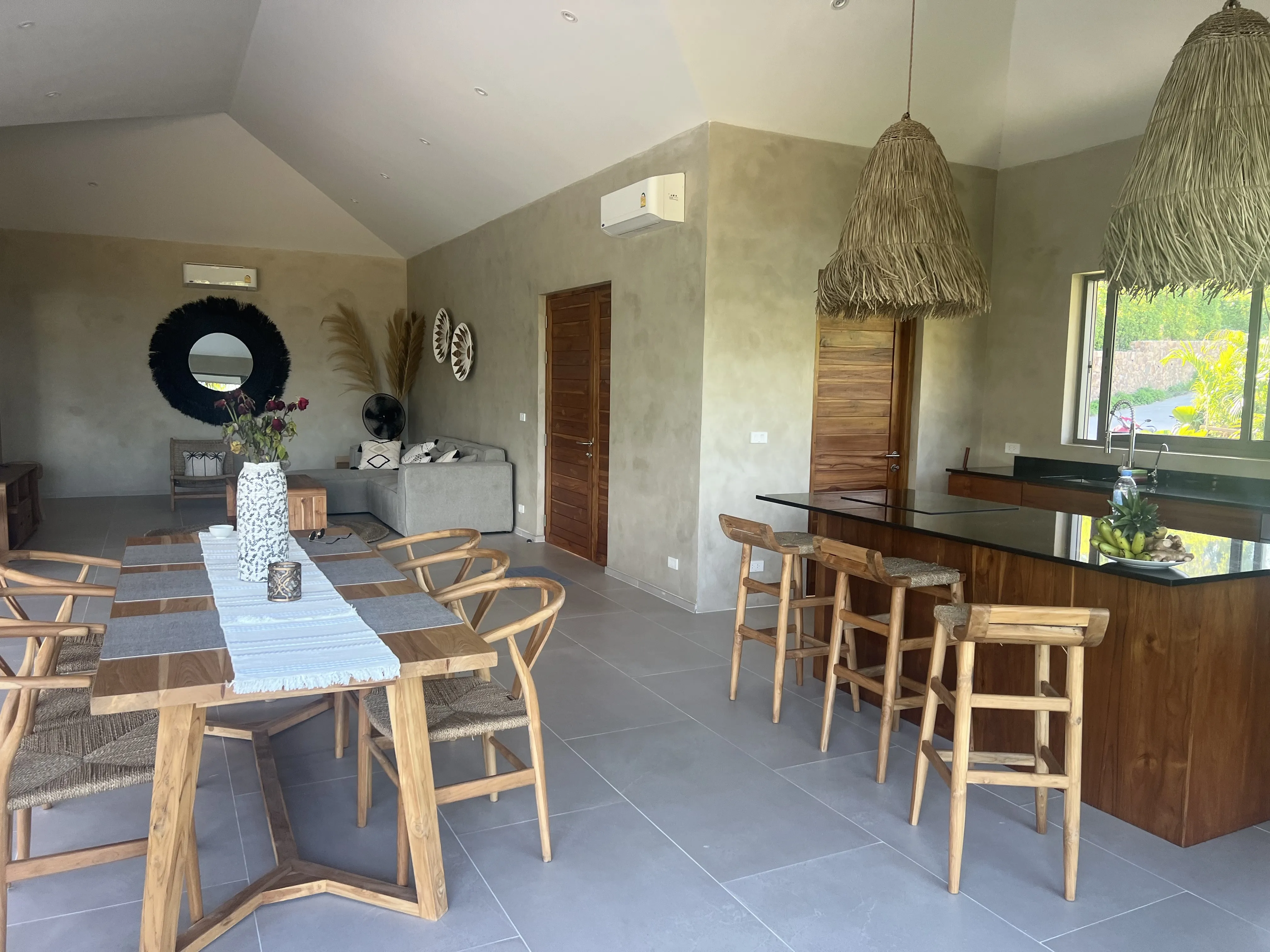 Serene Bophut 3-Bedroom Villa: Ideal Freehold Investment Property