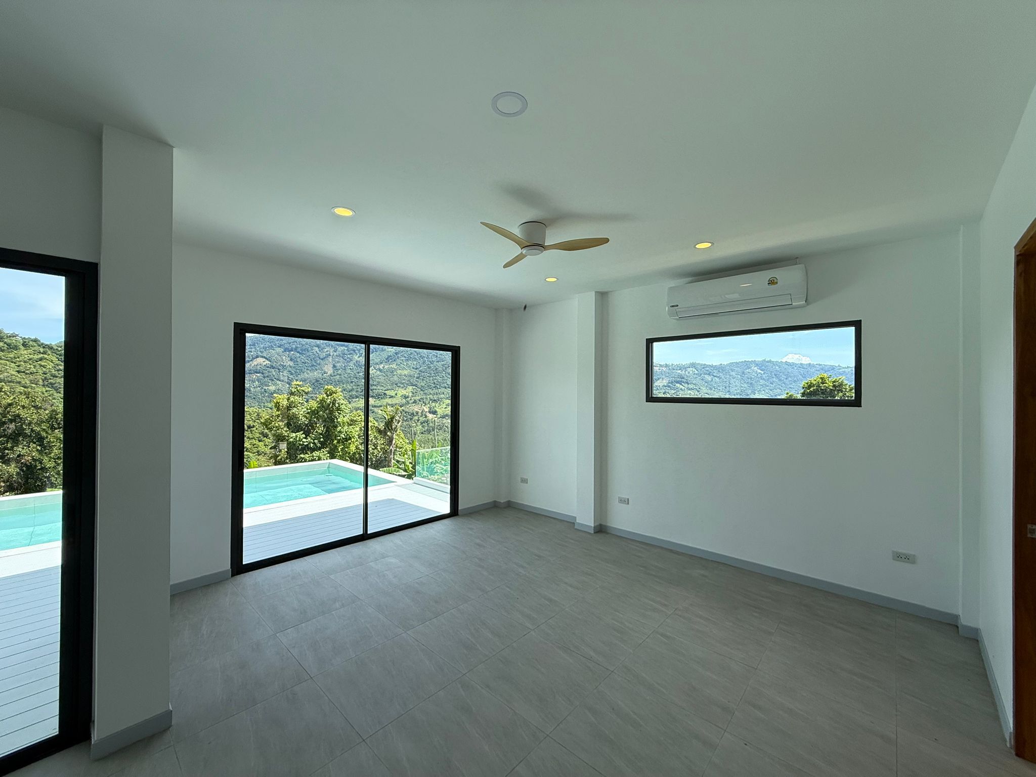 Chic Hillside 3-Bedroom Villa with Pool & Mountain View in Bophut