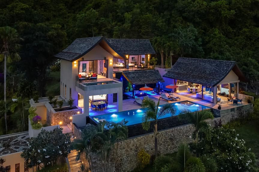 Panoramic 4-Bedroom Hillside Estate in Chaweng | 180° Coastal Views & Private Plunge Pool