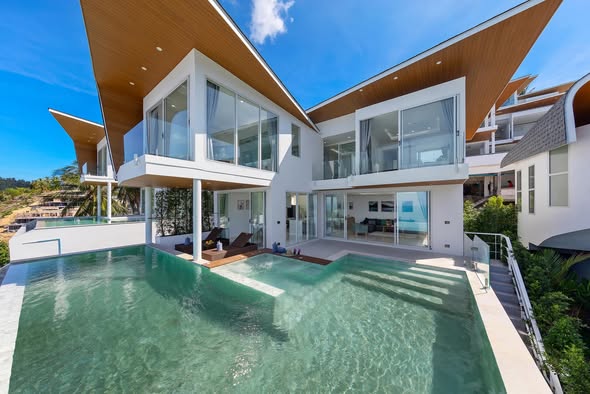 Luxurious 3-Bedroom Seaview Pool Villa in Chaweng Noi | Turnkey Tropical Living