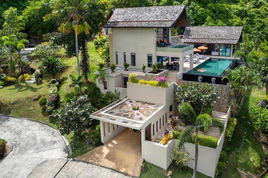 Panoramic 4-Bedroom Hillside Estate in Chaweng | 180° Coastal Views & Private Plunge Pool