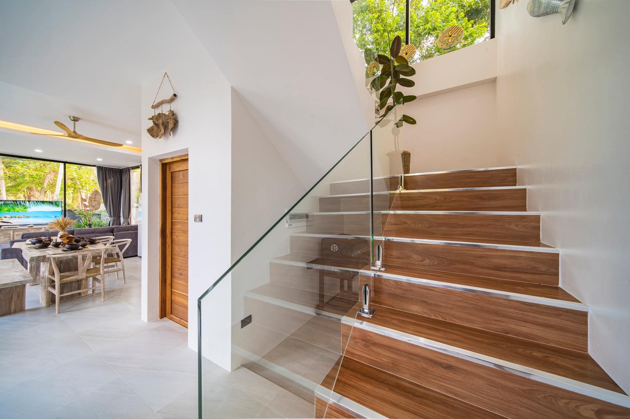 Stunning New 3BR Modern Pool Villa in Ban Tai – 300m Walk to Beach