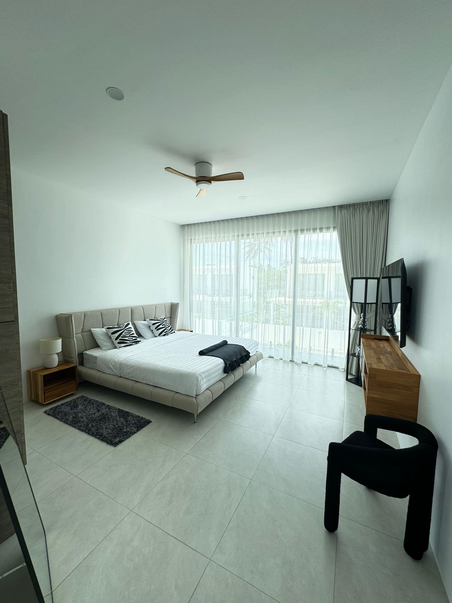 Brand-New 3-Bedroom Sunset View Villa in Ban Tai | Modern Teak Wood Finishes