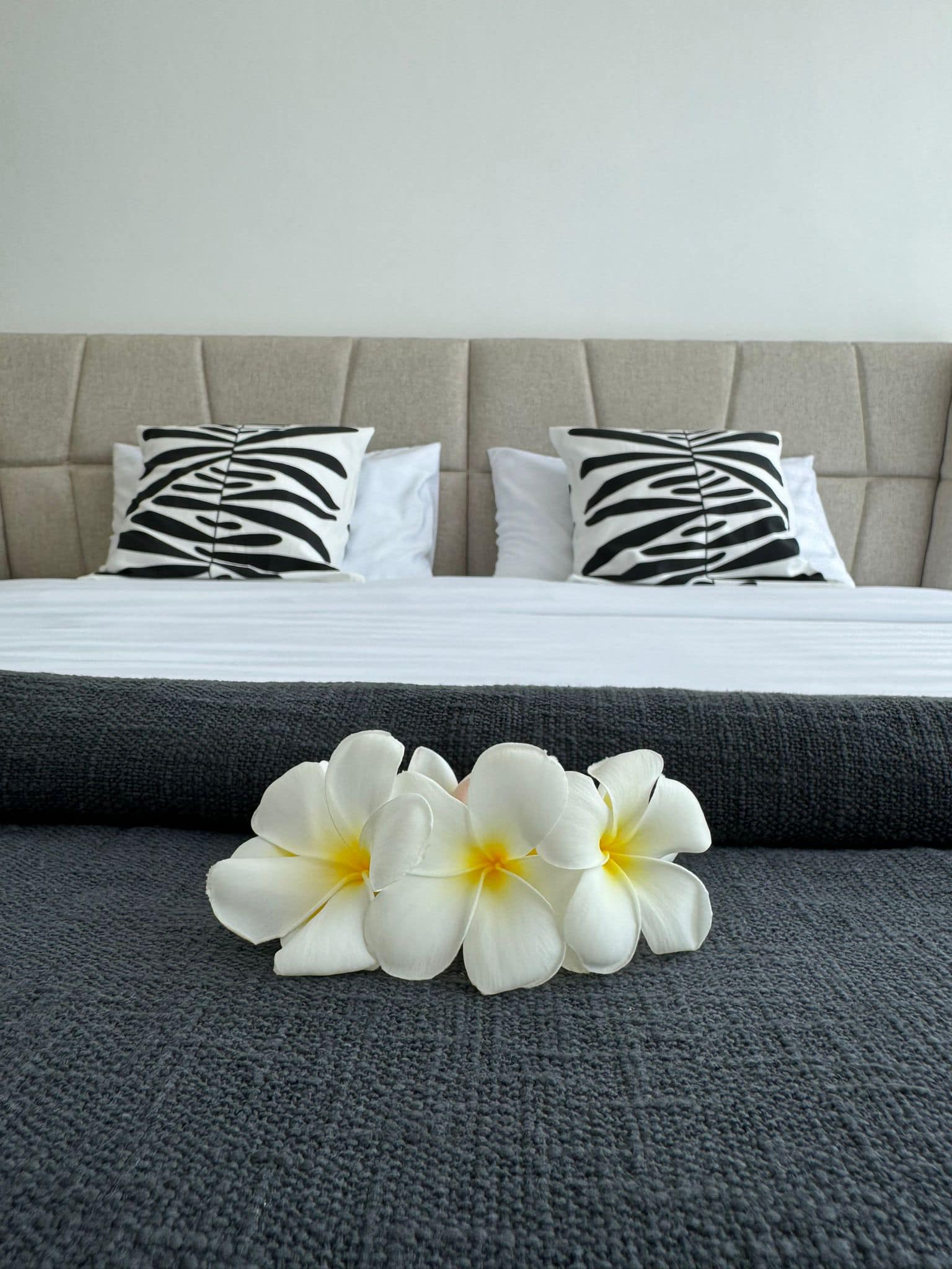 Brand-New 3-Bedroom Sunset View Villa in Ban Tai | Modern Teak Wood Finishes