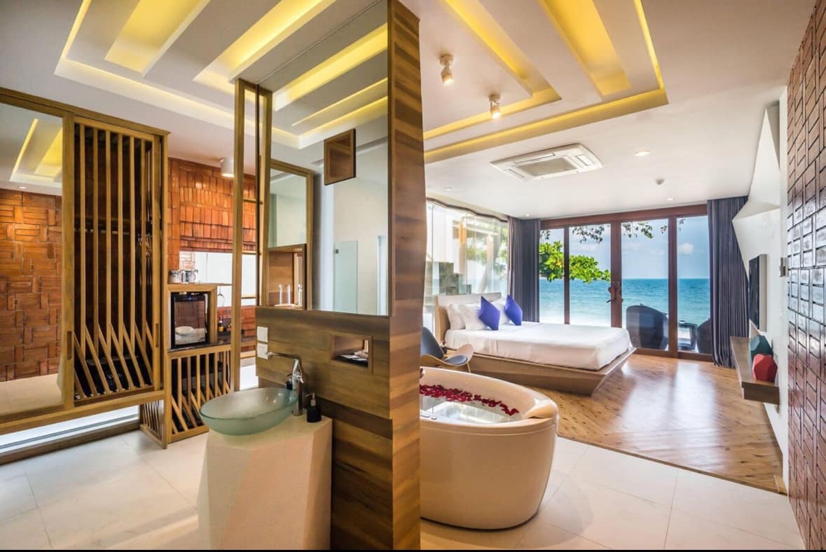Elite Beachfront Hotel on Lamai Beach | High-Potential 66-Room Investment Opportunity