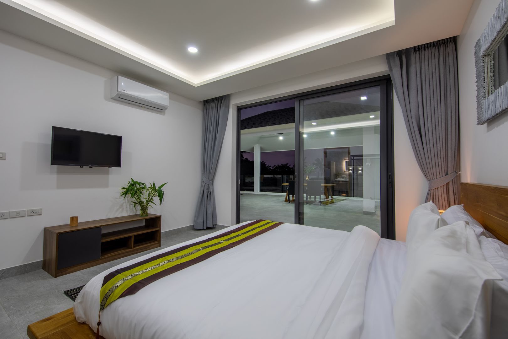 Modern 3-Bedroom Sea View Villa in Chaweng | 2024 New Build Investment