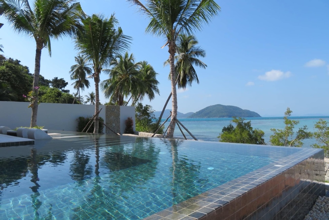 Majestic 7-Bedroom Beachfront Estate in Leam Sor | Rare Koh Samui Investment