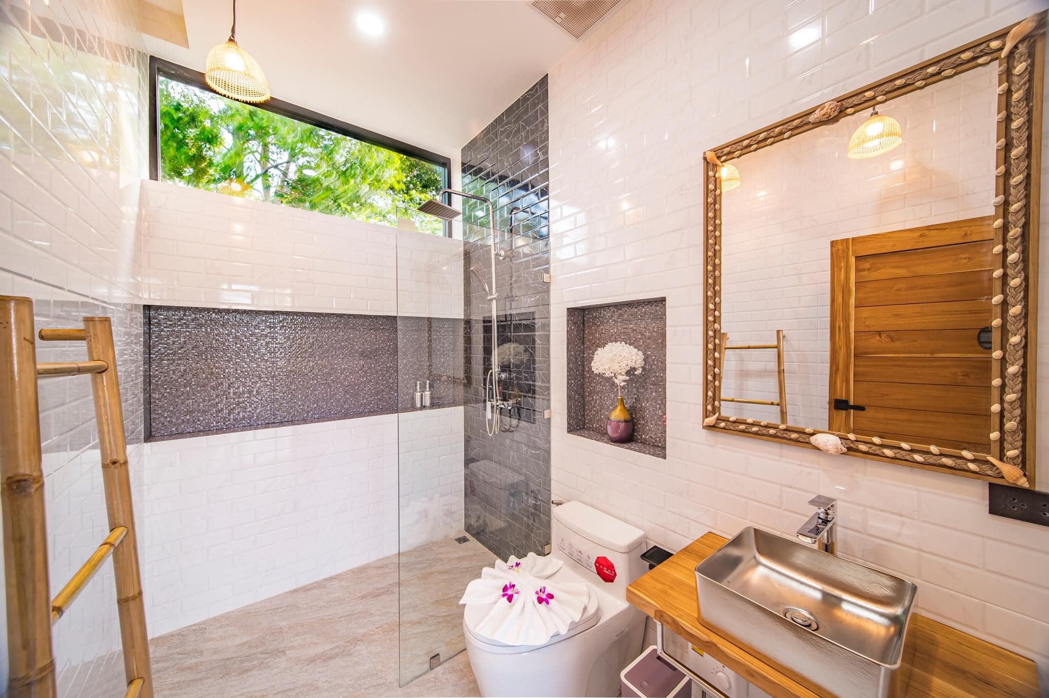 Stunning New 3BR Modern Pool Villa in Ban Tai – 300m Walk to Beach