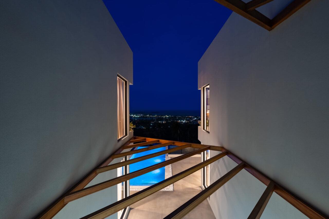 Award-Winning 4-Bedroom Luxury Pool Villa in Chaweng | Spectacular Sea & City Views