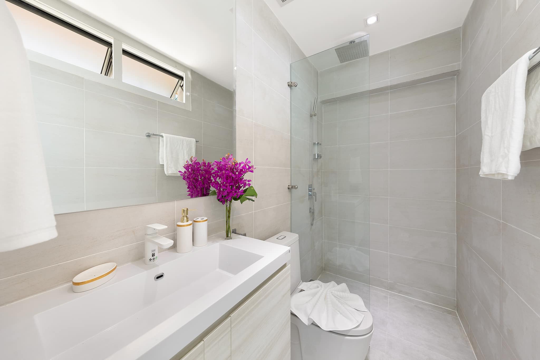 Luxurious 3-Bedroom Seaview Pool Villa in Chaweng Noi | Turnkey Tropical Living