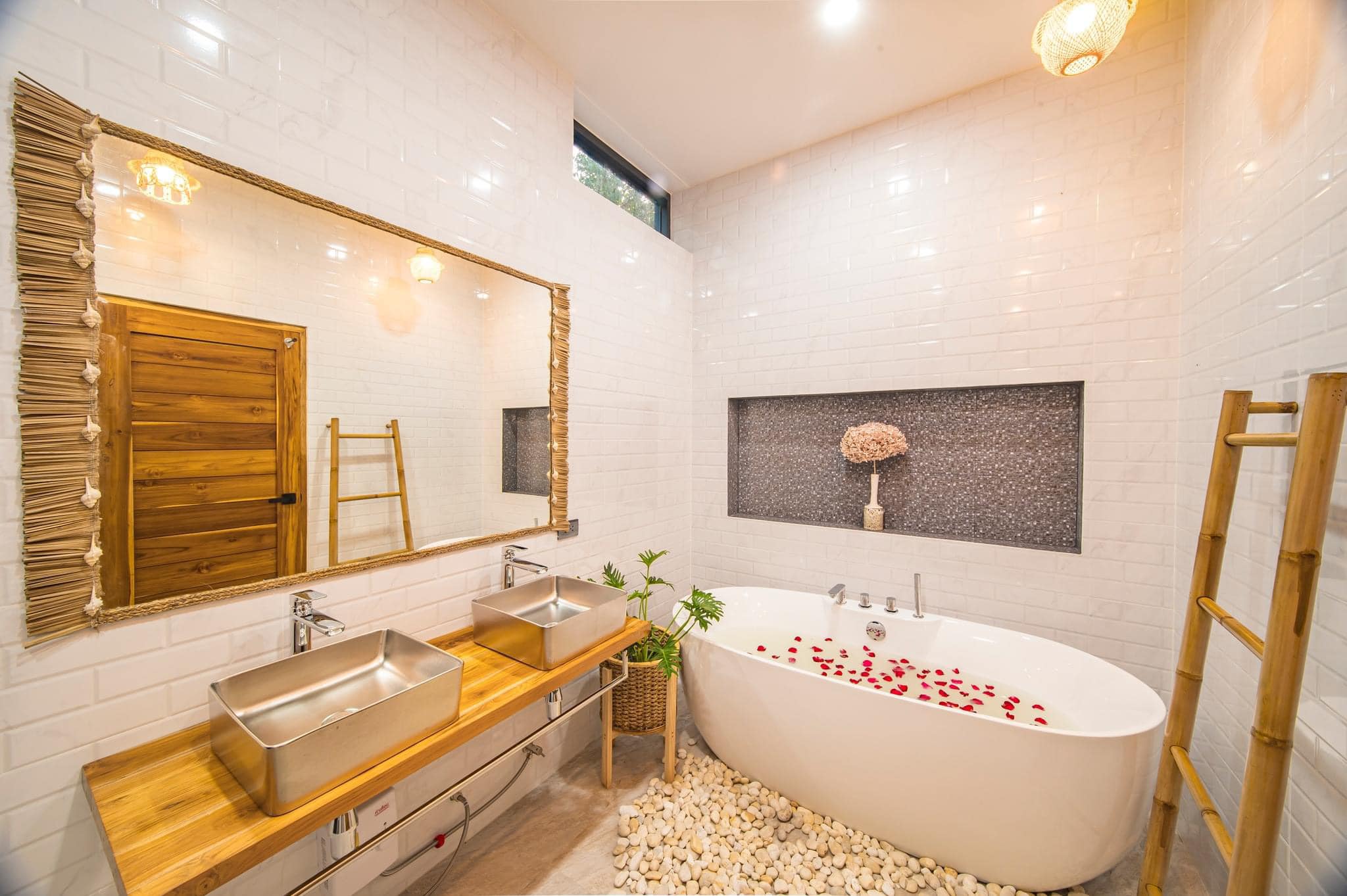 Stunning New 3BR Modern Pool Villa in Ban Tai – 300m Walk to Beach