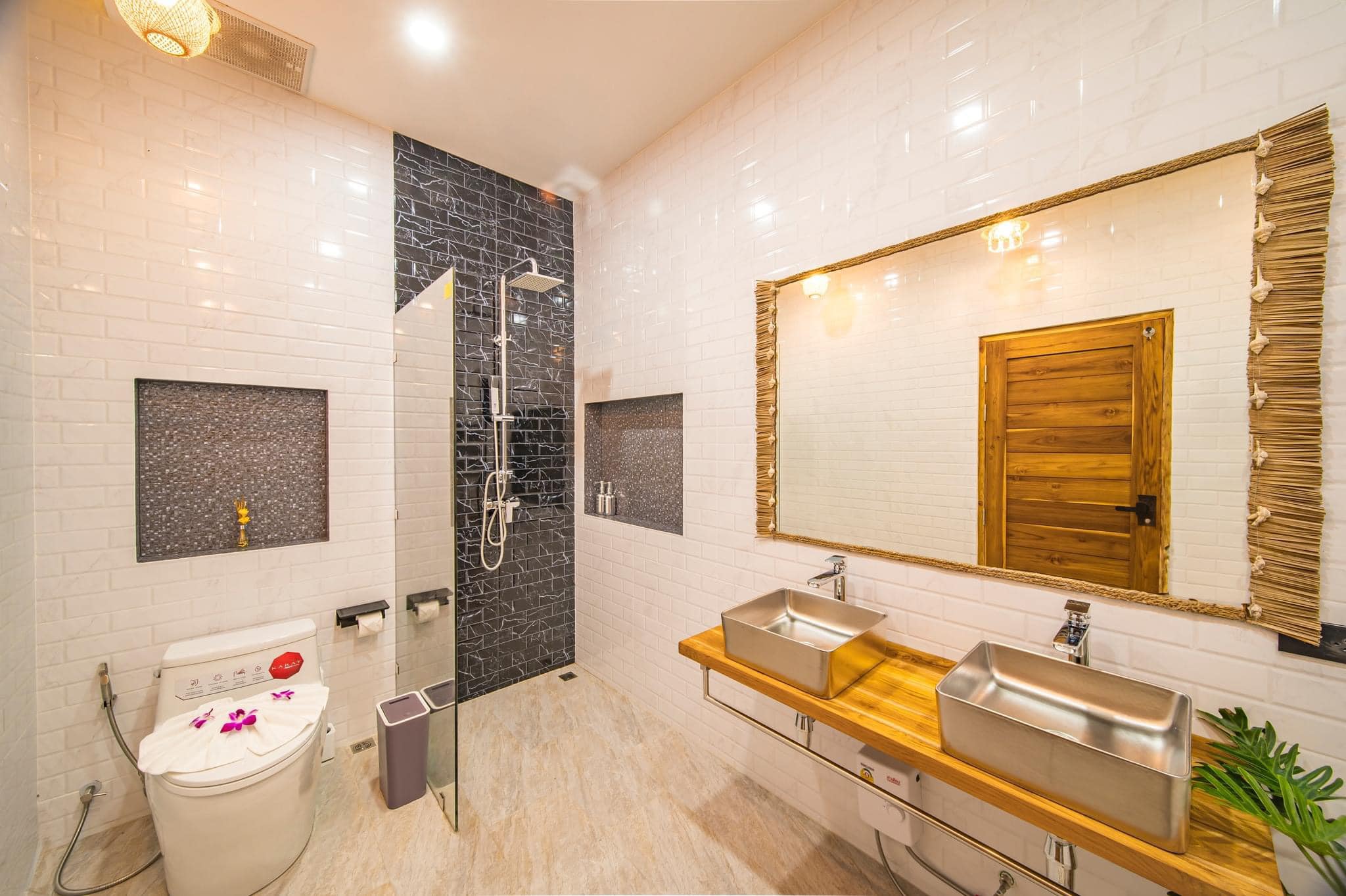 Stunning New 3BR Modern Pool Villa in Ban Tai – 300m Walk to Beach