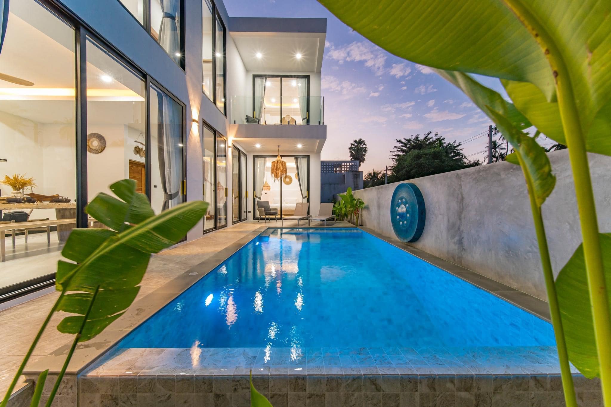 Stunning New 3BR Modern Pool Villa in Ban Tai – 300m Walk to Beach