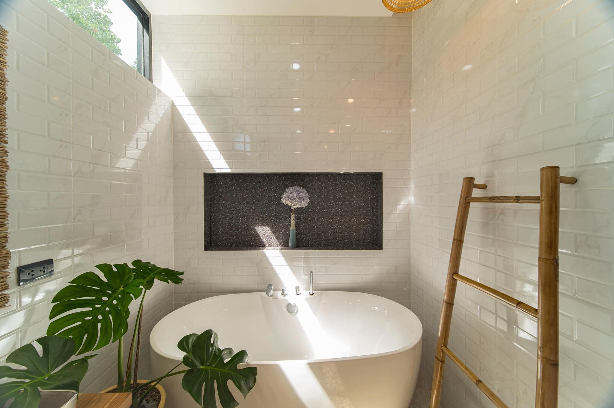 Stunning New 3BR Modern Pool Villa in Ban Tai – 300m Walk to Beach