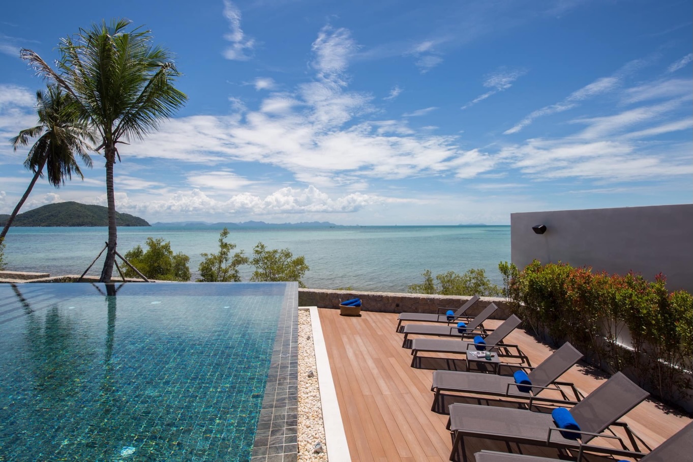 Majestic 7-Bedroom Beachfront Estate in Leam Sor | Rare Koh Samui Investment