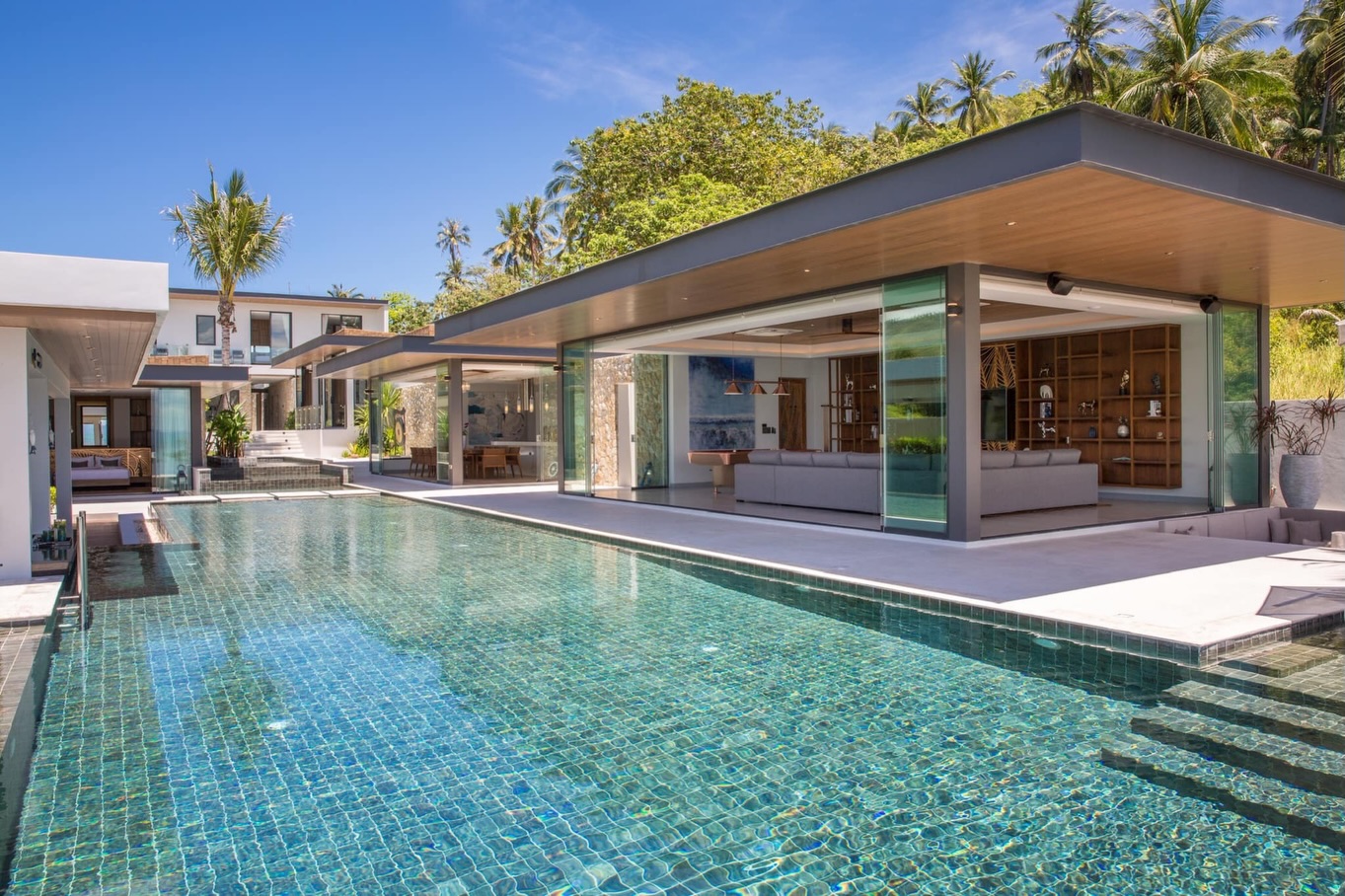 Majestic 7-Bedroom Beachfront Estate in Leam Sor | Rare Koh Samui Investment